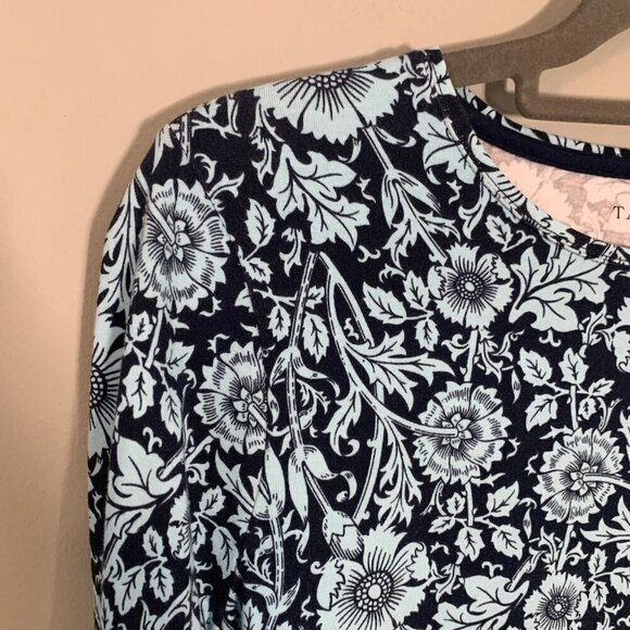 Talbots cotton stretch blend flower long sleeve fitted basic shirt top blouse - Picture 3 of 9